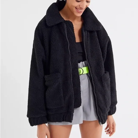 Pixie coat deals with hood